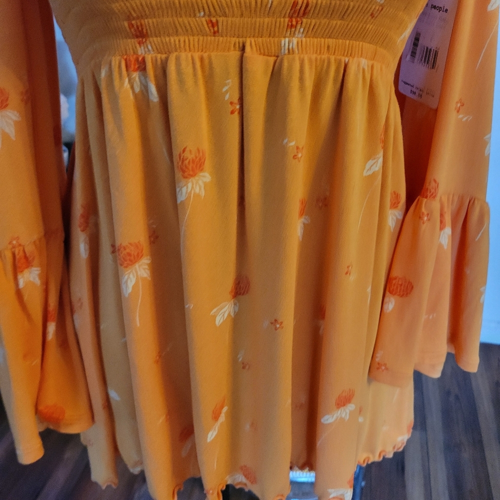 FREE PEOPLE Lana Off The Shoulder Bell Sleeves Orange Smocked Tunic NWTS Size XS - Picture 9 of 13